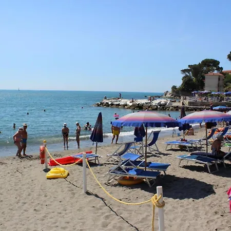 Cinque Terre Campsite Chalet 328 Near The Sea Шале *